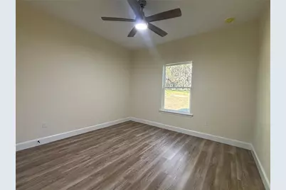 377 SE 4th Avenue, Melrose, FL 32666 - Photo 22