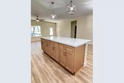 377 SE 4th Avenue, Melrose, FL 32666 - Photo 18