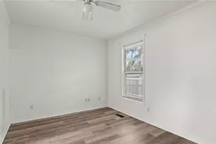 2905 SW Archer Rd, Gainesville, FL 32608 - Photo 14