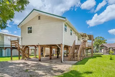 396 NE 241st Street, Suwannee, FL 32692 - Photo 2