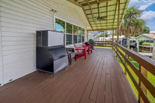 396 NE 241st St, Suwannee, FL 32692 - Photo 34