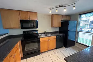 1810 NW 23rd Blvd, Gainesville, FL 32605 - Photo 2