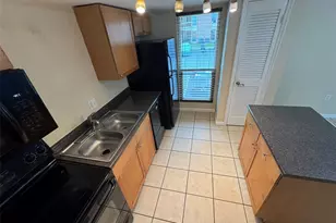 1810 NW 23rd Blvd, Gainesville, FL 32605 - Photo 8