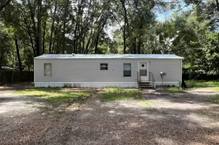 23924 NW 182nd Pl, High Springs, FL 32643 - Photo 2
