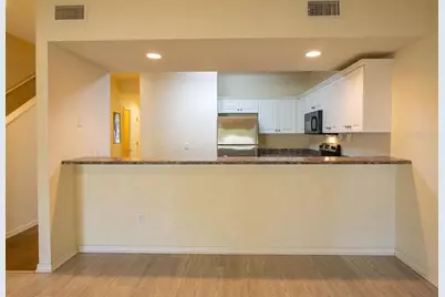 1565 NW 29th Road #4, Gainesville, FL 32605 - Photo 10