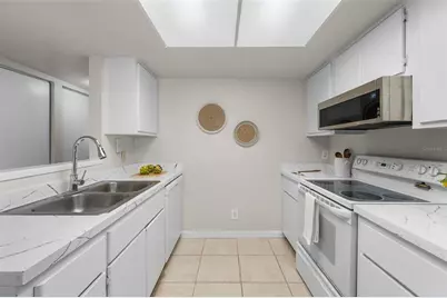 2508 SW 35th Place #J-58, Gainesville, FL 32608 - Photo 6
