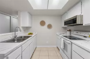 2508 SW 35th Pl, Gainesville, FL 32608 - Photo 6