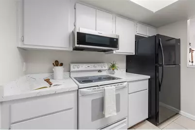 2508 SW 35th Place #J-58, Gainesville, FL 32608 - Photo 8