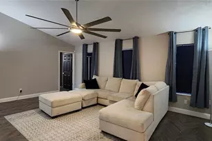 25335 SW 17th Ave, Newberry, FL 32669 - Photo 4