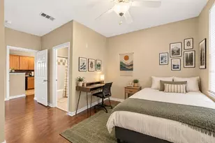 1257 SW 9th Rd, Gainesville, FL 32601 - Photo 10