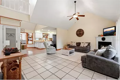322 NE 4th Avenue, Trenton, FL 32693 - Photo 4