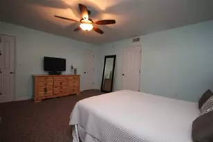 501 SW 75th St, Gainesville, FL 32607 - Photo 8