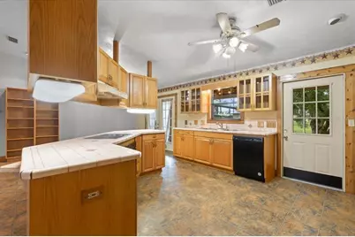 6351 SW 2nd Lane, Bell, FL 32619 - Photo 4