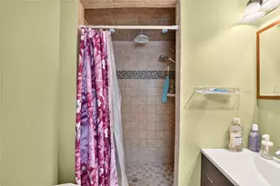 1320 NE 28th Ave, Gainesville, FL 32609 - Photo 20
