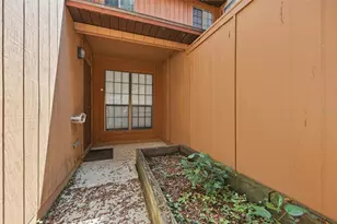 823 SW 58 Terrace, Gainesville, FL 32607 - Photo 4