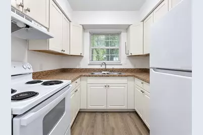 6207 SW 11th Place #B, Gainesville, FL 32607 - Photo 6