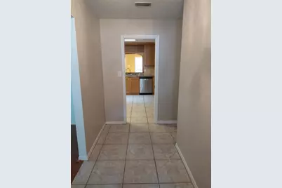 2418 NW 63rd Terrace, Gainesville, FL 32606 - Photo 2