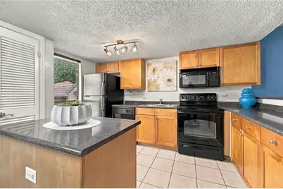 1810 NW 23rd Boulevard #225, Gainesville, FL 32605 - Photo 10