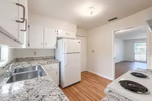 5631 NW 29th St, Gainesville, FL 32653 - Photo 10
