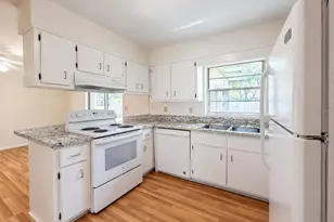 5631 NW 29th St, Gainesville, FL 32653 - Photo 8