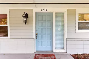 2219 NW 17th Ave, Gainesville, FL 32605 - Photo 6