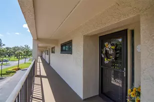 9450 Harbor Greens Way, Seminole, FL 33776 - Photo 26