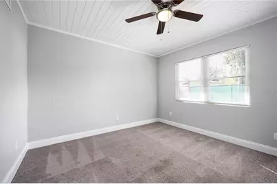 319 NW 16th Avenue, Gainesville, FL 32601 - Photo 24