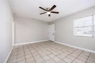 319 NW 16th Ave, Gainesville, FL 32601 - Photo 14