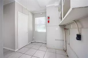 319 NW 16th Ave, Gainesville, FL 32601 - Photo 22