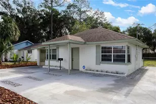 319 NW 16th Ave, Gainesville, FL 32601 - Photo 6