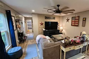 7850 NE 125th St, Bronson, FL 32621 - Photo 10