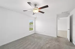 5517 Blue Azure Dr, Wimauma, FL 33598 - Photo 12