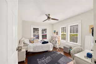 605 SW 9th St, Gainesville, FL 32601 - Photo 14
