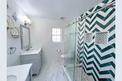 7516 NW 36th Avenue, Gainesville, FL 32606 - Photo 10