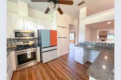 7516 NW 36th Avenue, Gainesville, FL 32606 - Photo 6