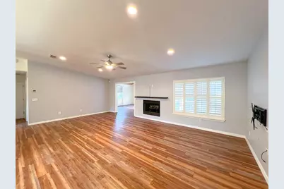 7516 NW 36th Avenue, Gainesville, FL 32606 - Photo 2