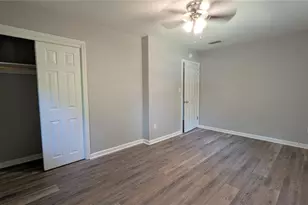 3219 NW 12th St, Gainesville, FL 32609 - Photo 2