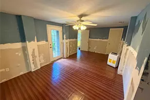 18152 SW 111th St, Brooker, FL 32622 - Photo 4
