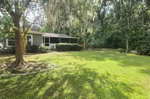 23981 NW 183rd Pl, High Springs, FL 32643 - Photo 2