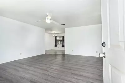 1424 NW 13th Avenue, Chiefland, FL 32626 - Photo 6