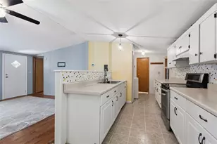 13250 NE 16th Ave, Trenton, FL 32693 - Photo 8