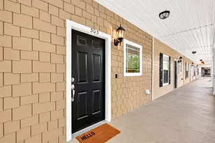 1440 NW 3rd Pl, Gainesville, FL 32603 - Photo 4