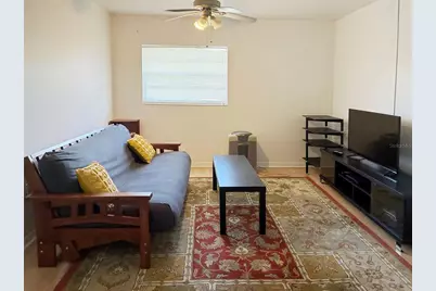 501 NW 15th Avenue #4, Gainesville, FL 32601 - Photo 2