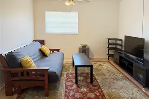 501 NW 15 Ave, Gainesville, FL 32601 - Photo 2
