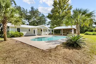 1869 SW 32nd Pl, Bell, FL 32619 - Photo 1