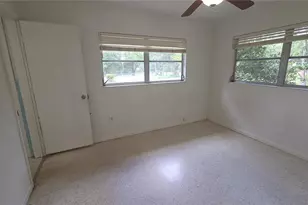 509 N Court St, Bronson, FL 32621 - Photo 18