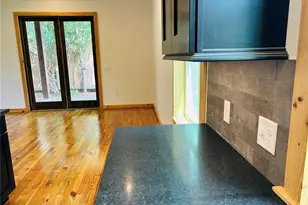 292 NW 12th Ave, Gainesville, FL 32601 - Photo 14