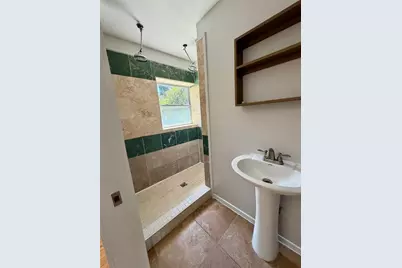 4919 NE 2nd Avenue, Gainesville, FL 32641 - Photo 6