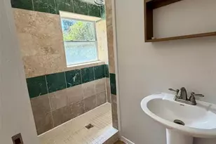 4919 NE 2nd Ave, Gainesville, FL 32641 - Photo 6
