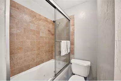 1434 SW 25th Place #C2, Gainesville, FL 32608 - Photo 16